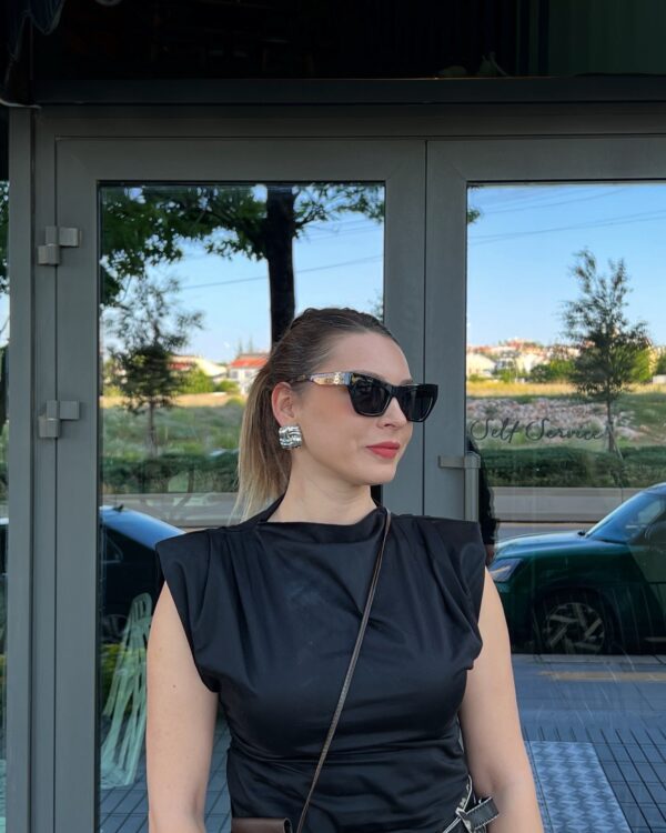 Yelebit güneş gözlüğü