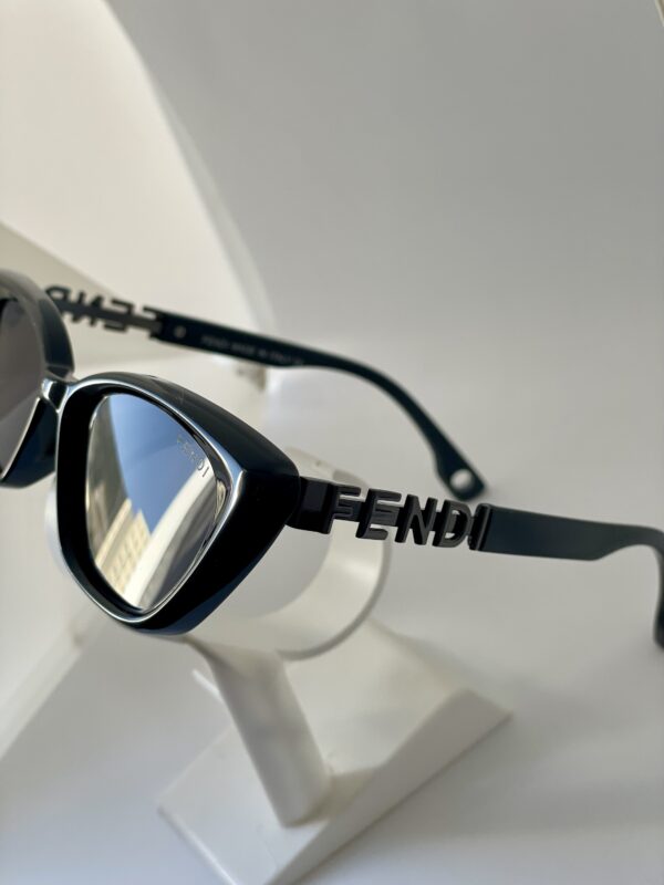 Fentt güneş gözlüğü