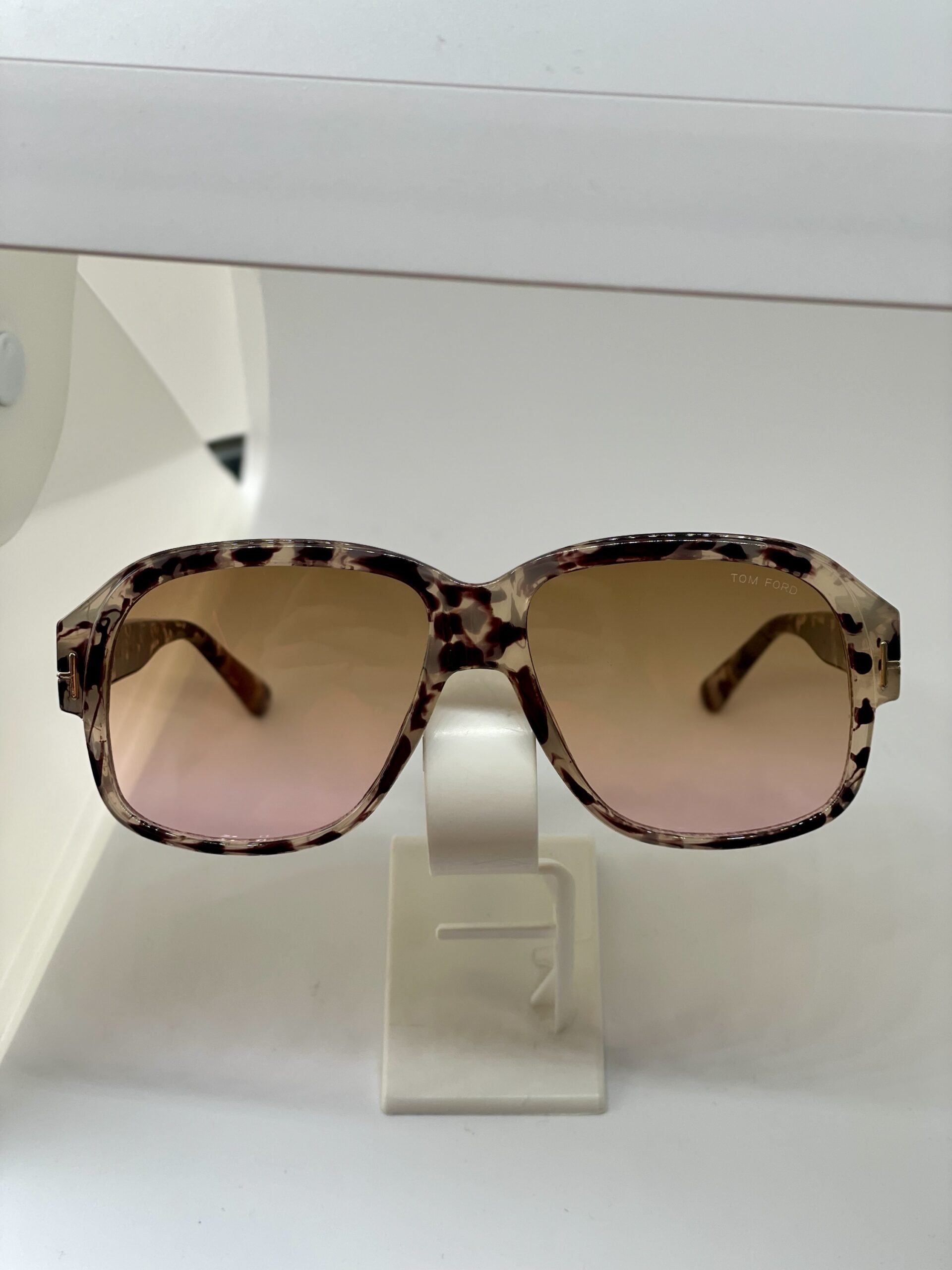 Tomuy güneş gözlüğü - Görsel 3