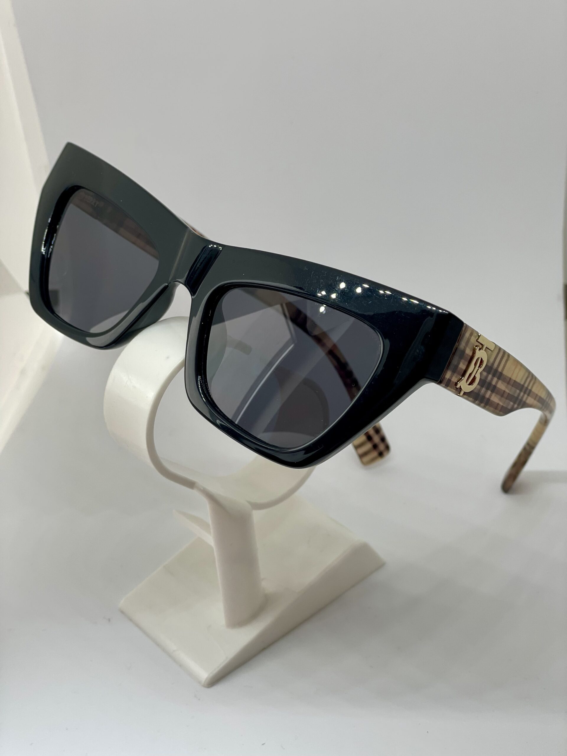 Yelebit güneş gözlüğü - Görsel 1