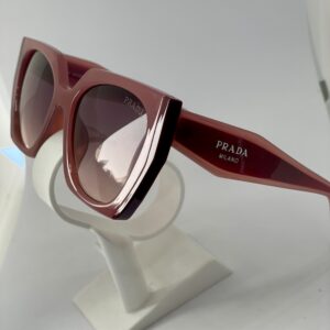 Pragde güneş gözlüğü