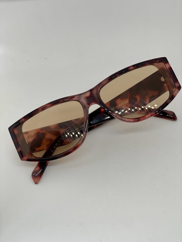 Eriney güneş gözlüğü