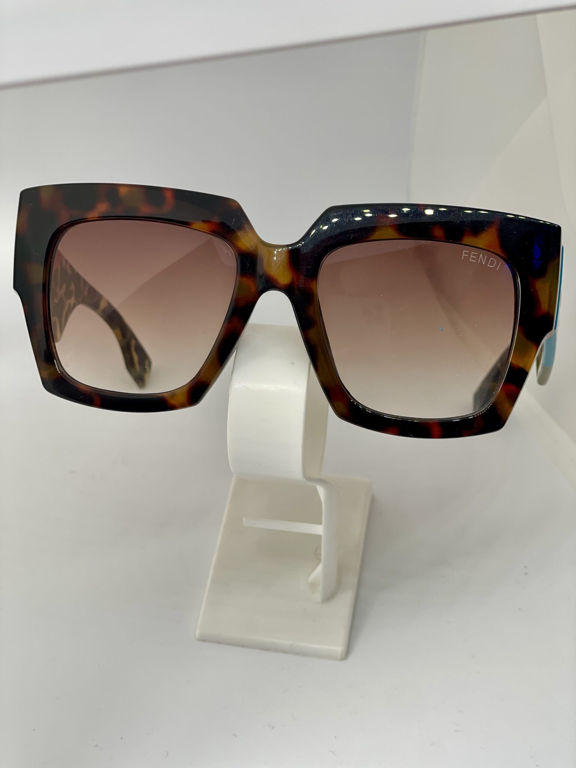 Fernei güneş gözlüğü - Görsel 2