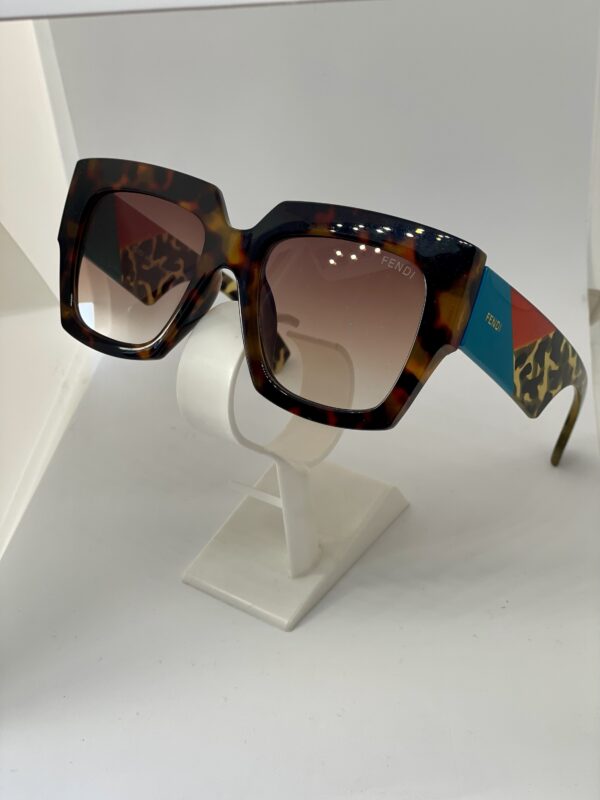 Fernei güneş gözlüğü