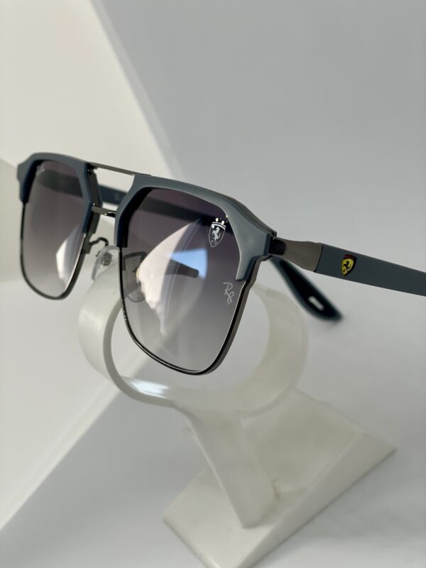 Gri renk rb gözlük