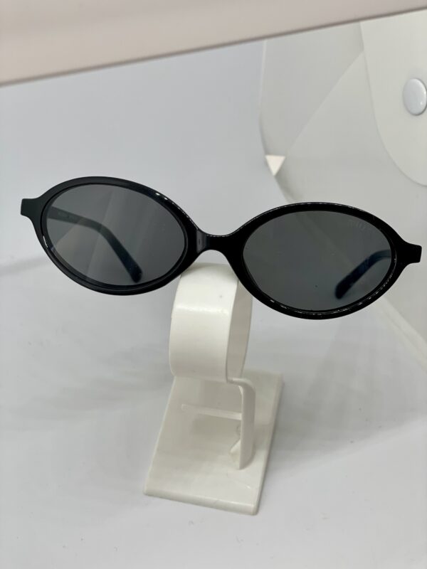 Miumut güneş gözlüğü