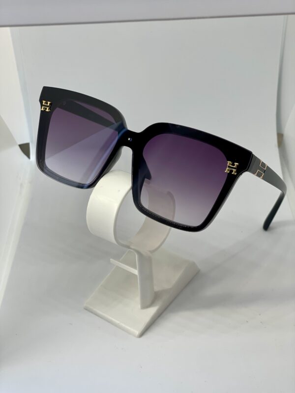 Helen güneş gözlüğü