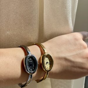 Kelepçe bilezik saat