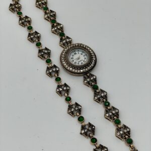 Yeşil taşlı vintage saat