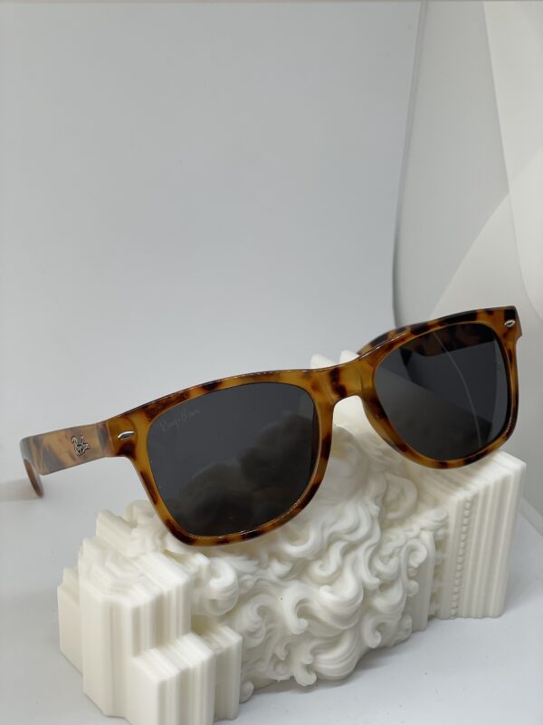 Reinet güneş gözlüğü