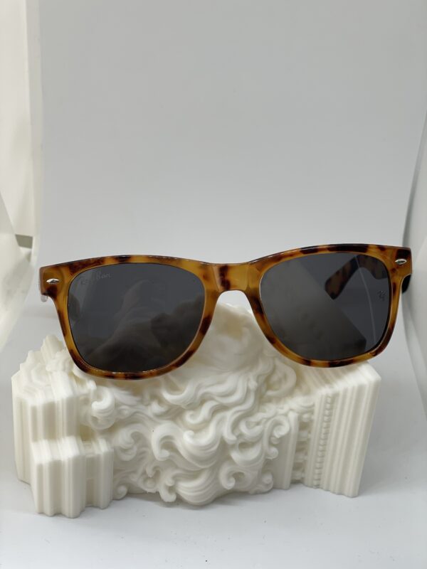 Reinet güneş gözlüğü