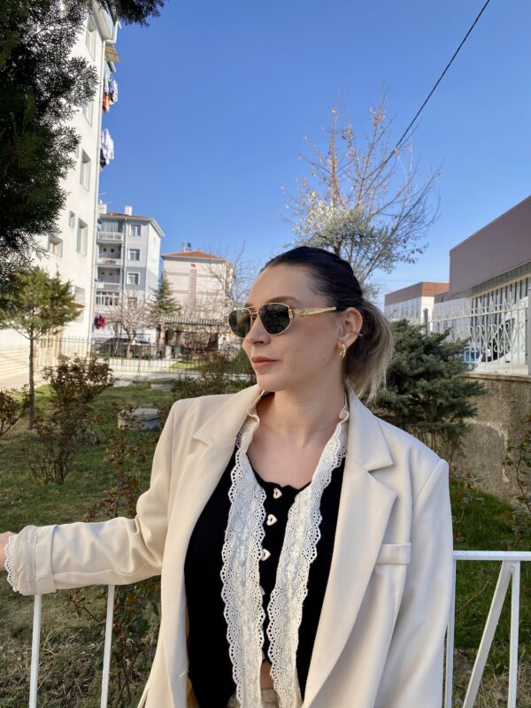 Ceknie güneş gözlüğü