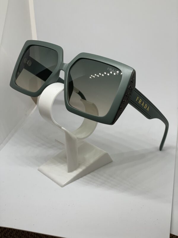 Prog güneş gözlüğü