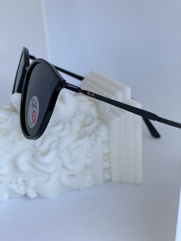 Rb oval model