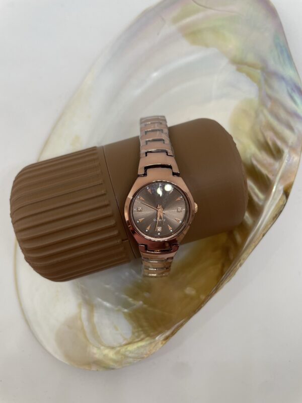 Brown saat