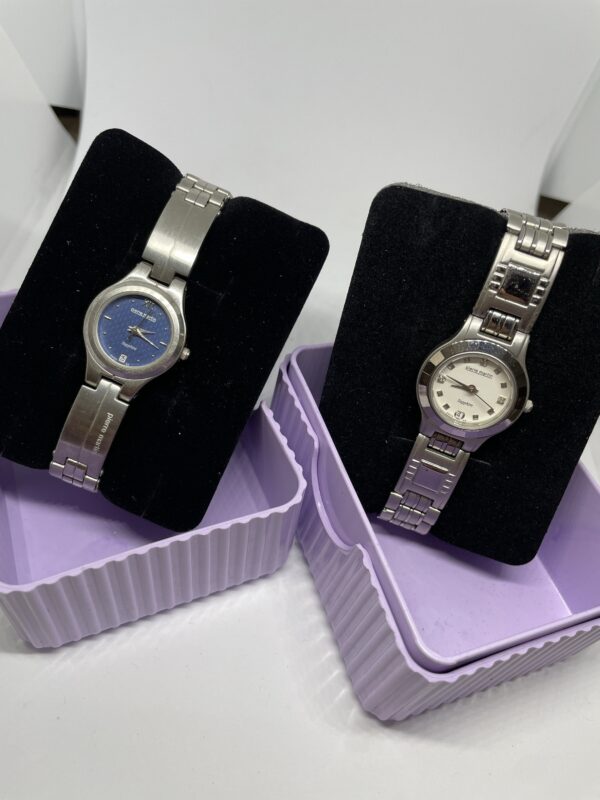 Blue mini saat